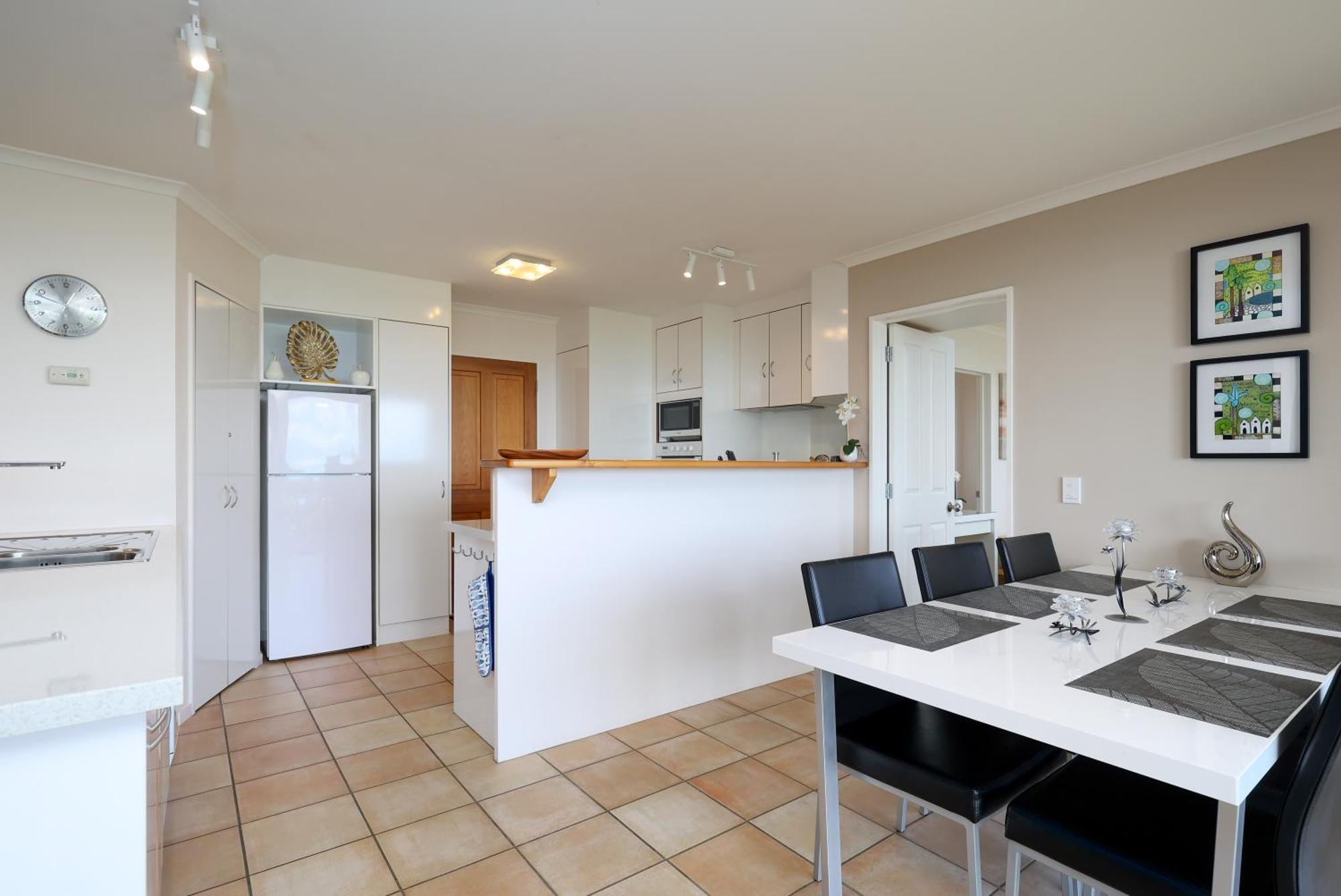 Twin Peaks Luxury Sea View Villa Nelson Exterior photo